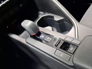 Toyota C-HR 1.8 Advance Hybrid 140