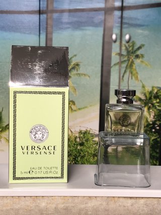 Estuche Miniaturas Perfume Versace