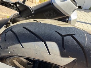 Moto Ducati Monster 821 Negra