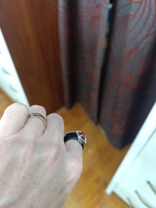 Anillo Plata y caucho con Piedra Roja y Circonitas