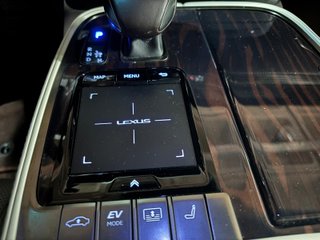 Lexus LS 2020 500 h Executive AWD