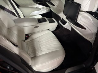 Lexus LS 2020 500 h Executive AWD