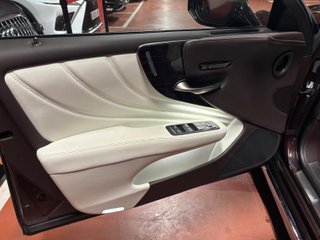Lexus LS 2020 500 h Executive AWD