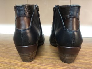 Botines Pikolinos Color azulado de Mujer.