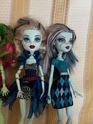 Lote de 2 muñecas Monster High