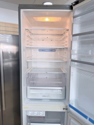 Frigorífico Combi Haier 2mts Gris No Frost A+