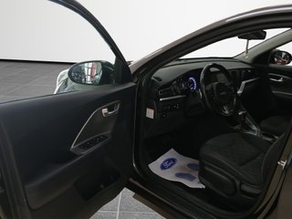 Kia Niro 1.6 GDi HEV 104kW (141CV) Concept