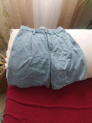 Pantalón corto vaquero azul