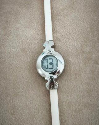 Reloj Tous digital