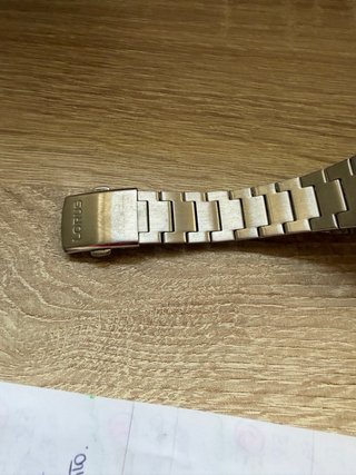 Reloj Lorus Verde y Plateado