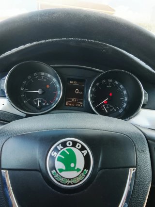 Skoda Superb 2011