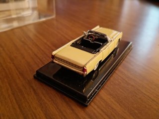 Lincoln Continental Convertible