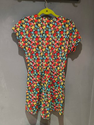 Mono corto estampado floral Stradivarius Talla M