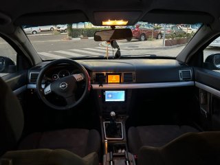 Opel Vectra 2004