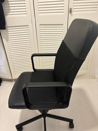 Silla de oficina Ikea negra