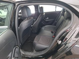 Mercedes Clase A 180 136 CV BUSINESS LINE