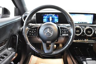 Mercedes Clase A 180 136 CV BUSINESS LINE