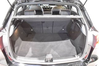 Mercedes Clase A 180 136 CV BUSINESS LINE