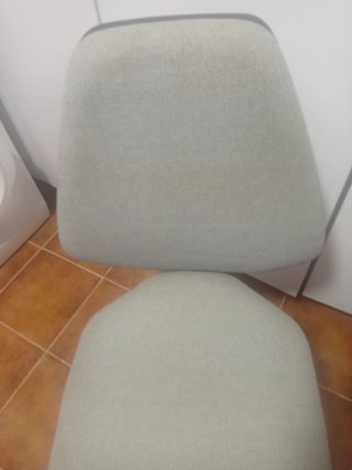 Silla de escritorio gris jaspeado