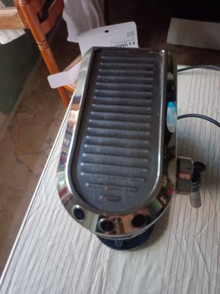 Cafetera DeLonghi Dedica Blanca