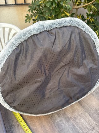 Cama para gato suave y acogedora