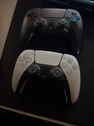 Playstation 5 PRO 2TB + 2 Joypad