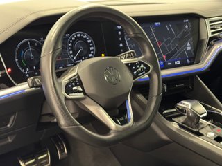 Volkswagen Touareg R Hybrid
