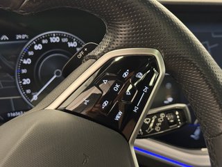 Volkswagen Touareg R Hybrid