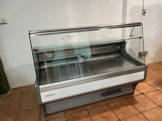 Vitrina expositora Docriluc