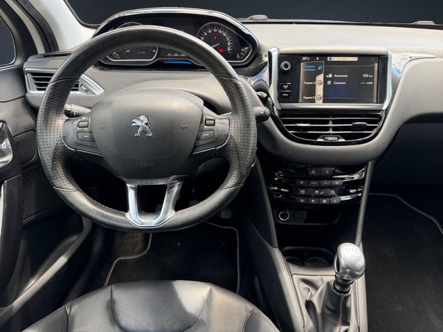 Peugeot 208 3P ALLURE 1.6 e-HDi 115