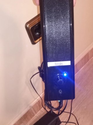 Altavoces PC Hercules negros