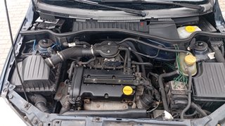 OPEL CORSA CONFORT 1.2 AUTOMÁTICO - CAJA NUEVA