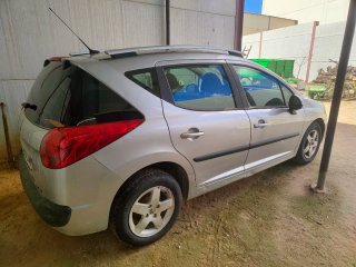 Peugeot 207 2009
