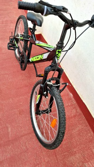Bicicleta Neon MTB Negra y Verde