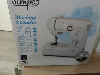 Máquina de coser Simply