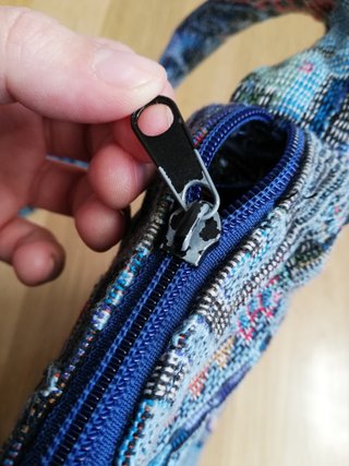 Borsa a tracolla fatta a mano