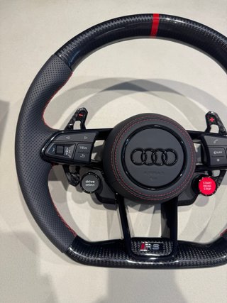 Volante Audi RS carbono 8y