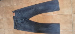 Pantalón Levi's 504 W36 L32