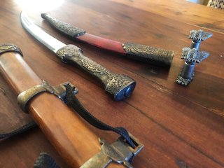Riproduzioni pistola, sciabola/Katana e pugnale