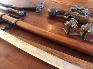 Riproduzioni pistola, sciabola/Katana e pugnale