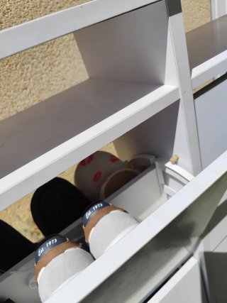 Zapatero blanco de madera