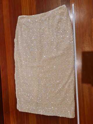 Falda recta de pedrería beige talla XL