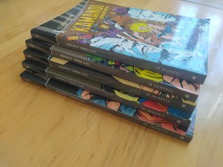 KAMANDI 5 NUMEROS COLECCION COMPLETA  PLANETA