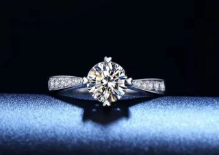 Anillo de compromiso de Moissanica