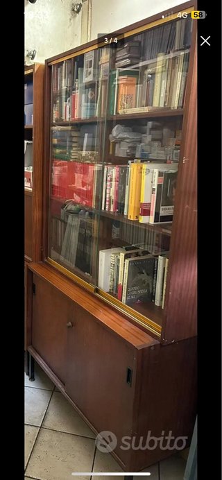Mobile Dispensa Legno e Vetro