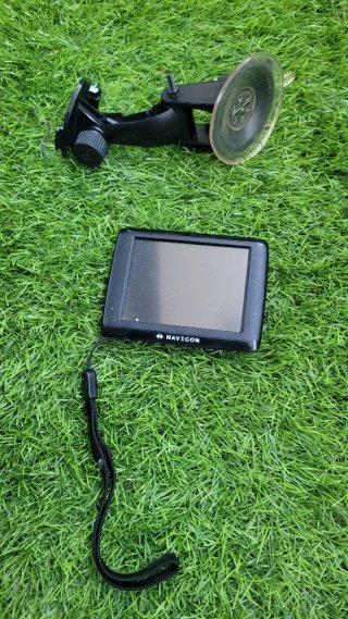 2 Navegadores GPS con soportes