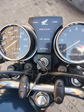 Honda CB 250 Naked Marrón/Verde