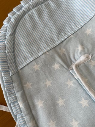 Saco para carrito de paseo azul estrellas.