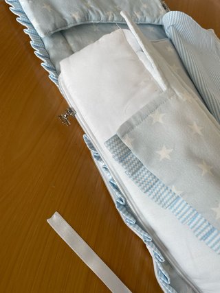 Saco para carrito de paseo azul estrellas.