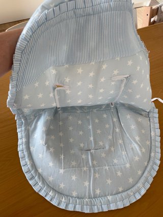 Saco para carrito de paseo azul estrellas.